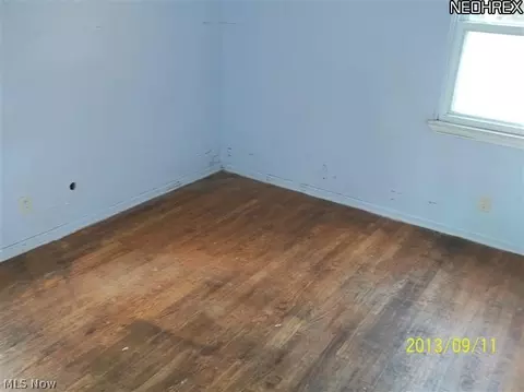 1602 Cedar Dr, Lorain, OH 44052 photo 5