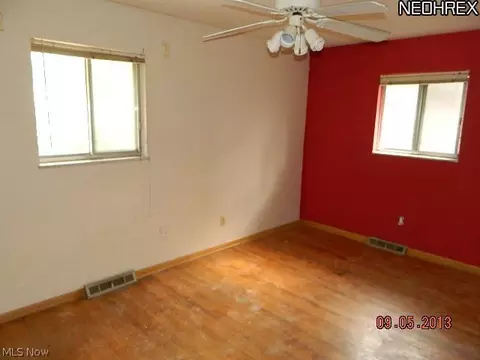 18221 Libby Rd, Maple Heights, OH 44137 photo 13