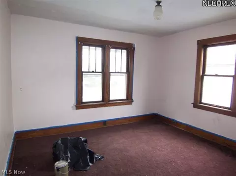1721 E 46th St, Ashtabula, OH 44004 photo 9