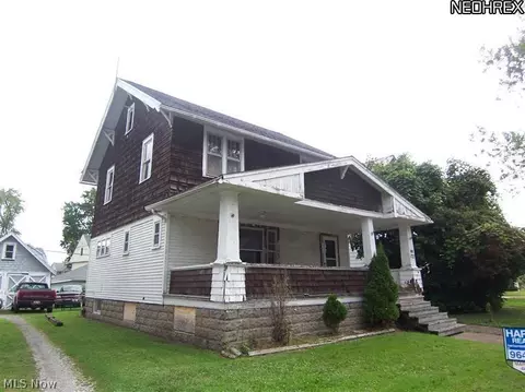 1721 E 46th St, Ashtabula, OH 44004 photo 1