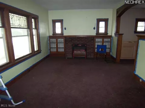 1721 E 46th St, Ashtabula, OH 44004 photo 2