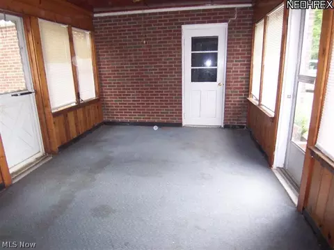 727 Union Ave, Ashtabula, OH 44004 photo 3