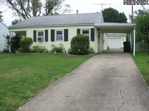 671 Weller Rd, Elyria, OH 44035 photo 2