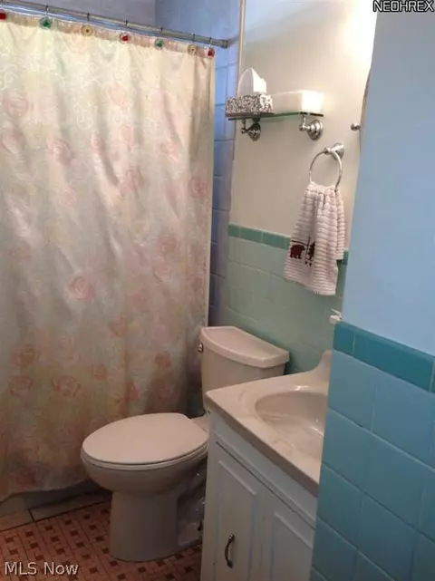 4048 Shelby Rd, Youngstown, OH 44511 photo 17