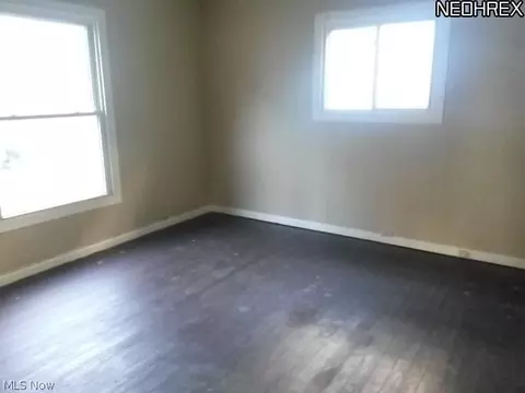 39 Hawthorne St, Struthers, OH 44471 photo 5