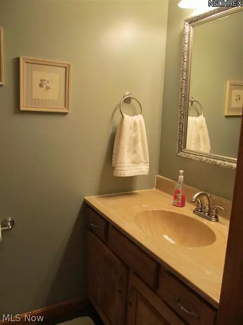 3123 Robin Dr, Ravenna, OH 44266 photo 9