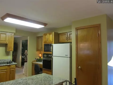 3123 Robin Dr, Ravenna, OH 44266 photo 6