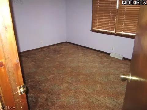 81 Franklin Ave, Wakeman, OH 44889 photo 4