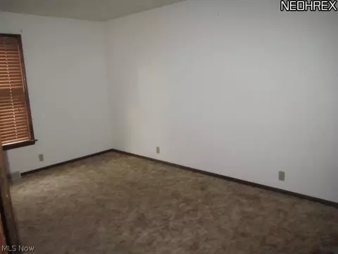 81 Franklin Ave, Wakeman, OH 44889 photo 5