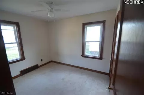 19821 Ormiston Ave, Euclid, OH 44119 photo 5