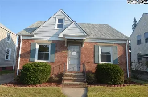 19821 Ormiston Ave, Euclid, OH 44119 photo 1