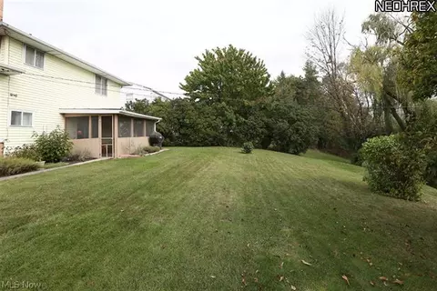 5221 Sequoia Dr, Parma, OH 44134 photo 23