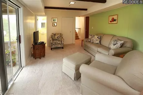 5221 Sequoia Dr, Parma, OH 44134 photo 11