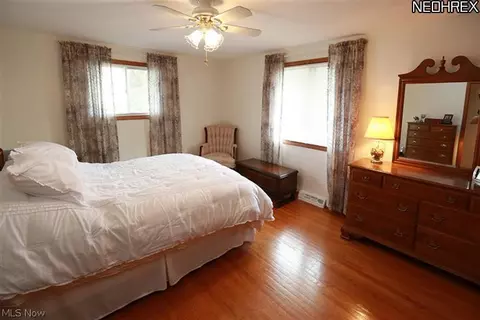 5221 Sequoia Dr, Parma, OH 44134 photo 14