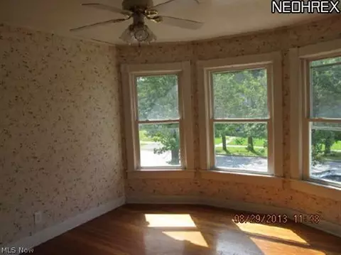1737 E 32nd St, Lorain, OH 44055 photo 8