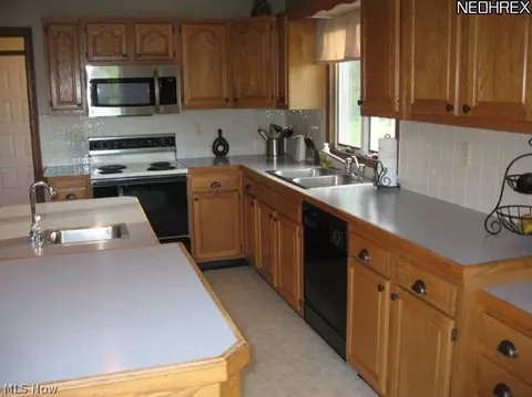 1203 Sprowl Rd, Huron, OH 44839 photo 12