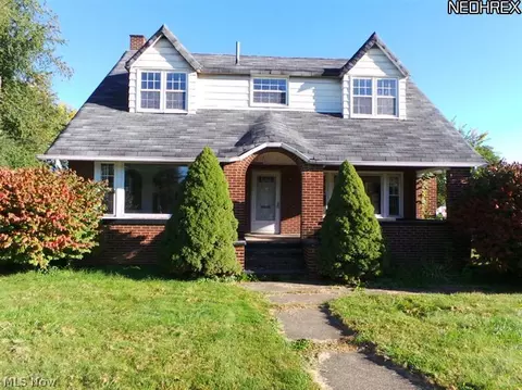 3523 Lincoln St, Canton, OH 44707 photo 1
