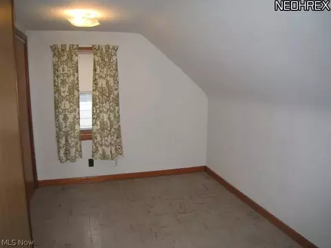 8614 Beech Ave, Brooklyn, OH 44144 photo 5