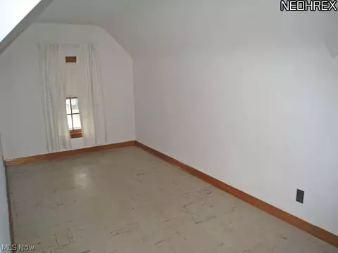 8614 Beech Ave, Brooklyn, OH 44144 photo 6