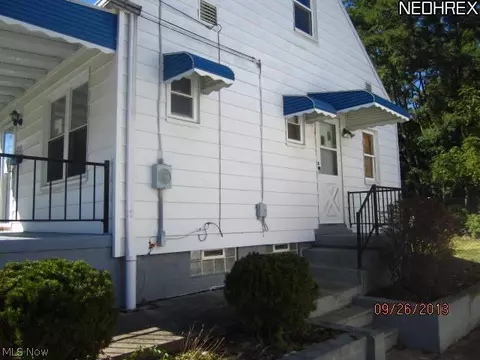 737 Easter Ave, Akron, OH 44307 photo 2