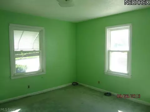 737 Easter Ave, Akron, OH 44307 photo 7