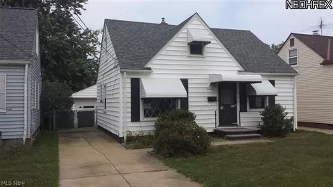 30065 Phillips Ave, Wickliffe, OH 44092 photo 1