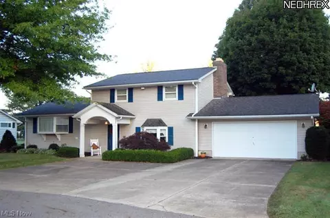 814 Mcdaniel Ave, Minerva, OH 44657 photo 1