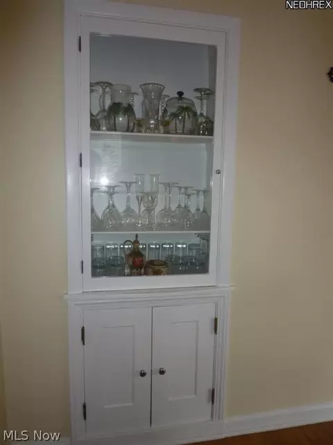 400 E 214th St, Euclid, OH 44123 photo 6