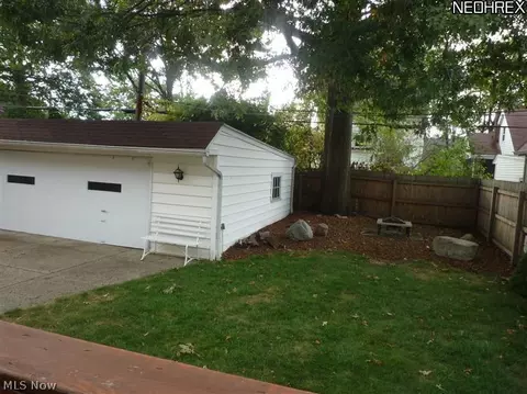 400 E 214th St, Euclid, OH 44123 photo 19