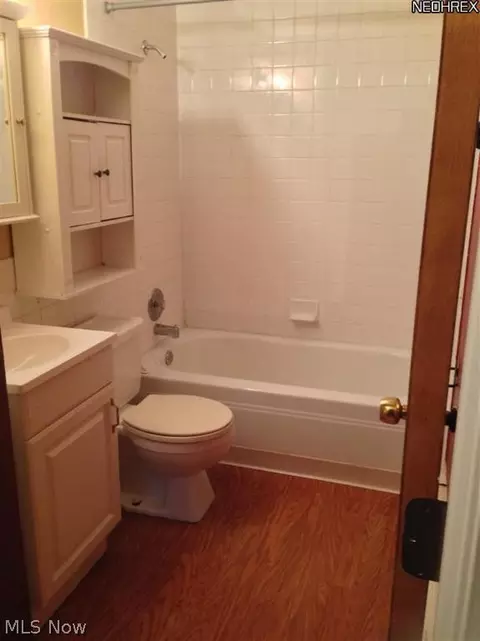602 Baldwin St, Elyria, OH 44035 photo 6