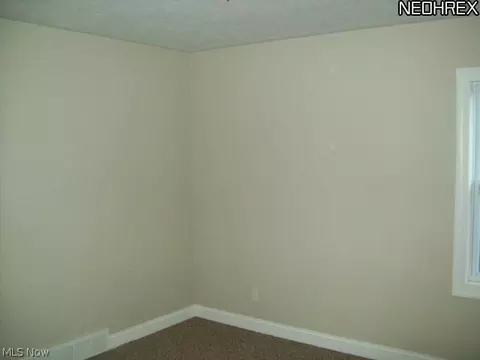 2823 Commonwealth Dr, Parma, OH 44134 photo 14