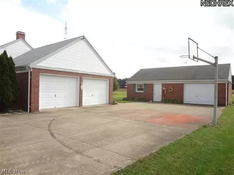 3216 W Fox Rd, Sandusky, OH 44870 photo 2