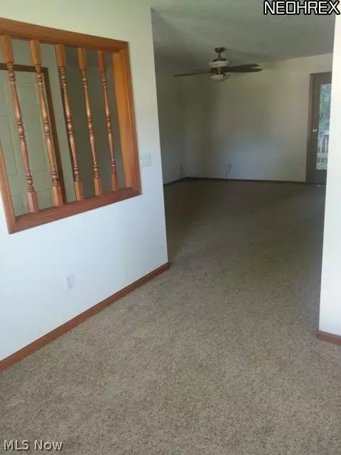 524 Bayberry Dr, Elyria, OH 44035 photo 3