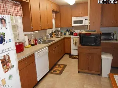 111 Westbridge, Berea, OH 44017 photo 5