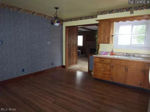 2512 W 8th St, Ashtabula, OH 44004 photo 6