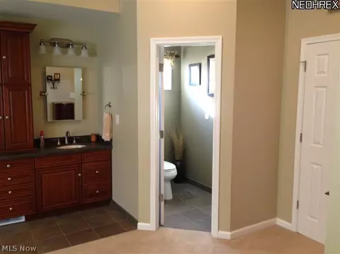30730 Crescent Dr, Willowick, OH 44095 photo 13