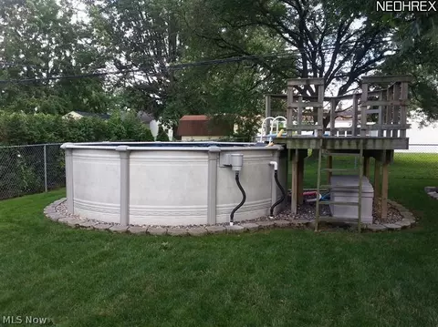 30730 Crescent Dr, Willowick, OH 44095 photo 23