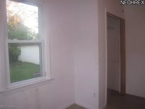 1812 Robindale St, Wickliffe, OH 44092 photo 9