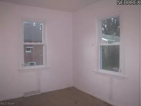1812 Robindale St, Wickliffe, OH 44092 photo 8