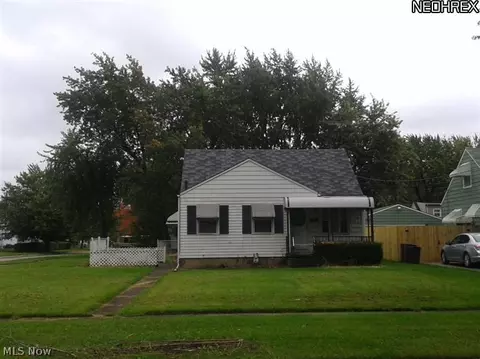 1201 Cedar Dr, Lorain, OH 44052 photo 1