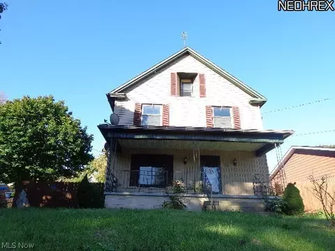 15 Hawthorne St, Struthers, OH 44471 photo 1