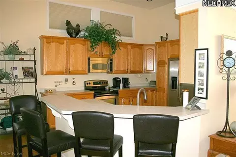 4205 Devonshire Ct, Copley, OH 44321 photo 9
