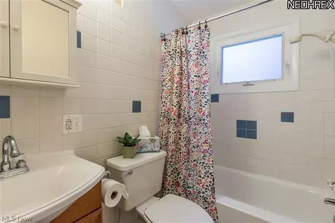 29688 Phillips Ave, Wickliffe, OH 44092 photo 11