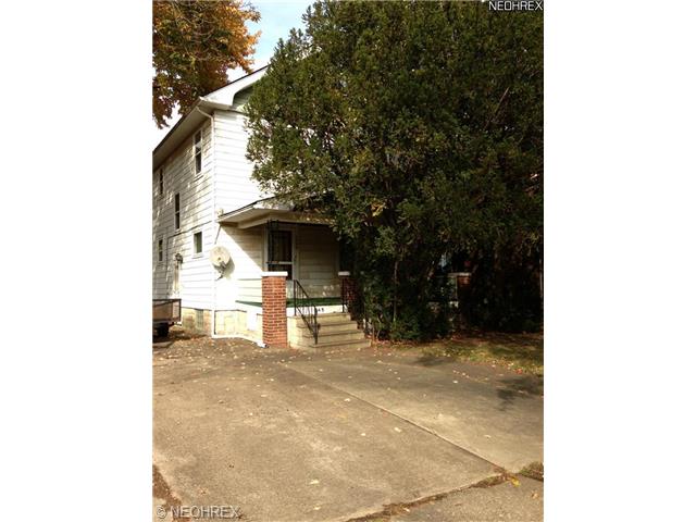 1945 E 34th St, Lorain, OH 44055 photo 1