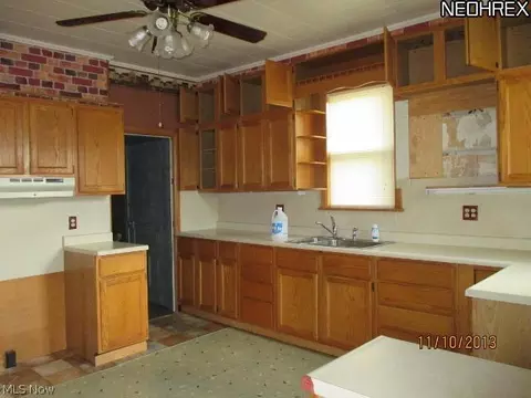 361 S 9th St, Coshocton, OH 43812 photo 6