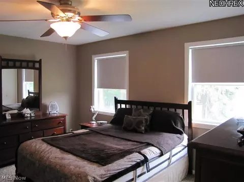 36050 Maplegrove, Willoughby Hills, OH 44092 photo 4