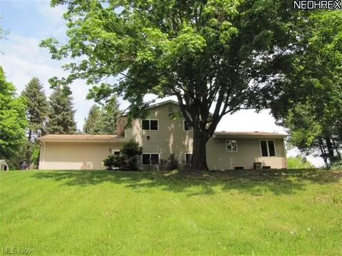 36050 Maplegrove, Willoughby Hills, OH 44092 photo 17