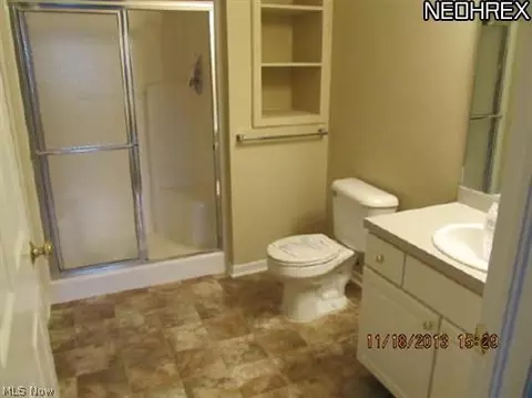 133 Bentley Dr, Elyria, OH 44035 photo 8