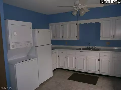 438 North St #9-B, Chardon, OH 44024 photo 10