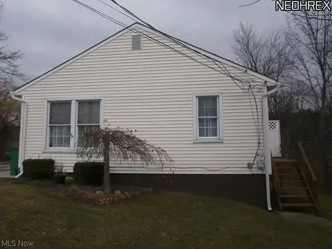 438 North St #9-B, Chardon, OH 44024 photo 4